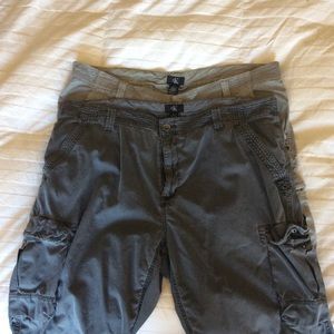 Calvin Klein men’s cargo shorts (42)